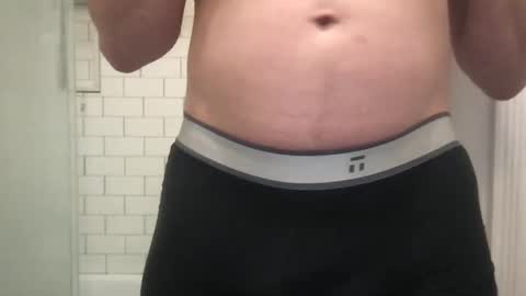 lvguynextdoor440656 online show from November 12, 4:04 am