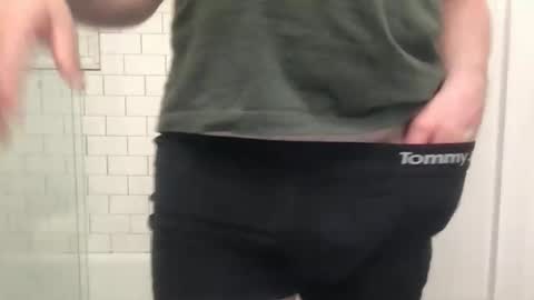 lvguynextdoor440656 online show from April 16, 2:00 am