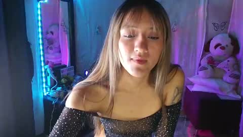 Snapshot of lya_ch chatting on September 24, 10:27 pm Call me Lia online show from September 24, 10:27 pm