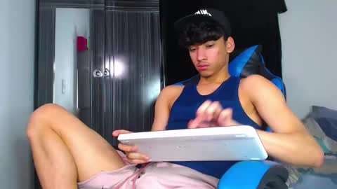 Lyam online show from February 24, 8:01 pm