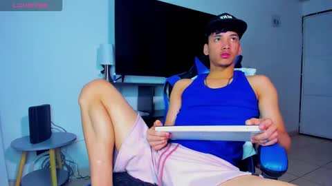 Lyam online show from April 18, 5:53 am