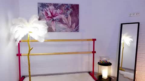 Lyly   online show from February 25, 5:30 am