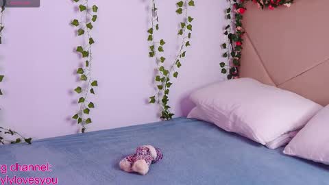 Lyly   online show from September 30, 5:40 am