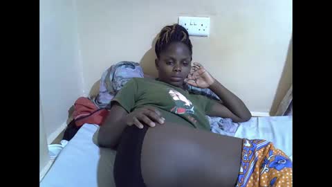 lyn_anna online show from November 10, 8:06 am