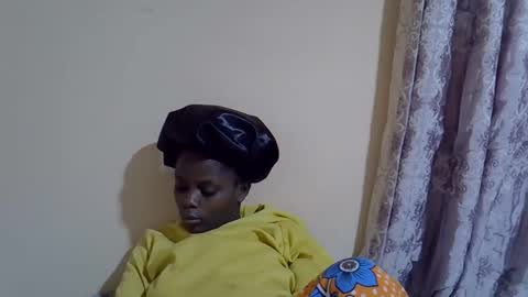 lyn_anna online show from October 1, 4:55 am