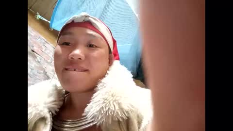 lyn_eva online show from February 12, 12:42 pm