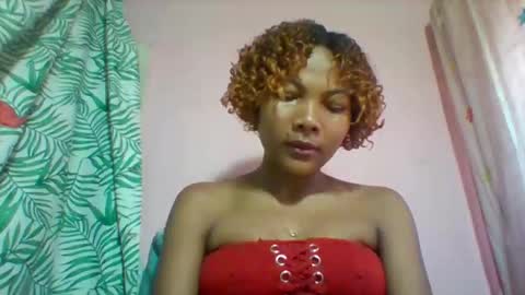 lyndah19 online show from January 8, 12:33 pm