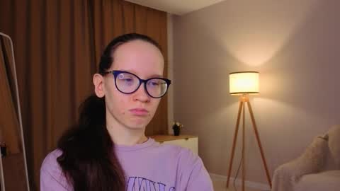 Sara online show from January 18, 4:27 pm