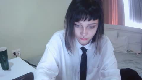 Snapshot of lynncottingham chatting on September 19, 10:52 am Kira online show from September 19, 10:52 am