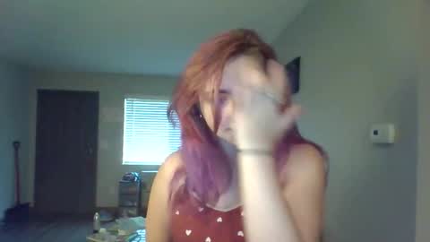 Lynn  online show from April 18, 9:26 pm