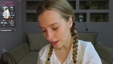 Lynn online show from November 12, 3:25 pm