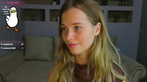 Lynn online show from October 9, 4:56 pm