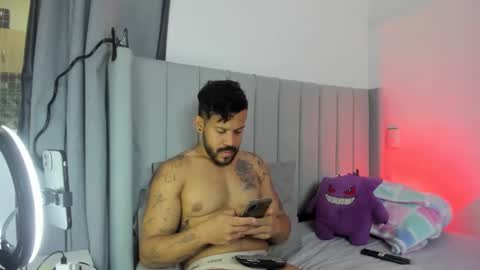 Lyon Dark online show from December 14, 2:51 am