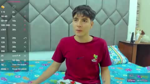 Lyon Hot10 online show from November 15, 10:00 pm