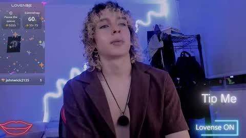 Lyric online show from March 11, 4:48 am