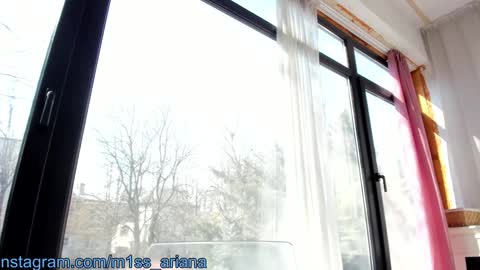 Snapshot of m1ss_ariana chatting on March 10, 11:34 am Ariana online show from March 10, 11:34 am
