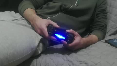 m4dh4tter24 online show from December 10, 9:22 pm