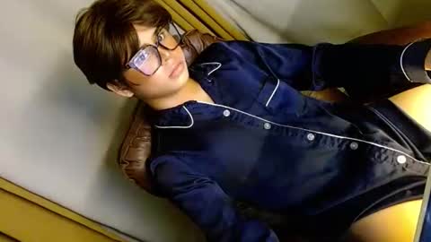 maddison online show from April 6, 5:25 pm