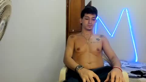 itgram pezlo josue online show from November 11, 10:23 pm