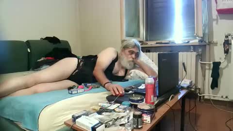 maax1970 online show from September 11, 10:38 am