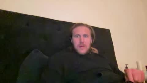 mac_drew online show from February 15, 9:27 am