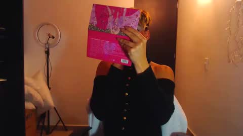 machissex online show from March 7, 10:45 am