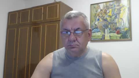 Macho online show from September 25, 4:47 pm