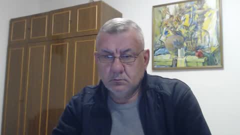 Macho online show from October 7, 8:05 pm