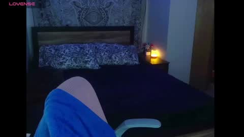 maciimayy online show from April 19, 12:33 am