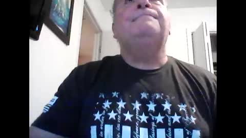 mackdocc001 online show from February 1, 4:11 pm