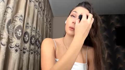 Snapshot of madalenesnedeger chatting on October 13, 3:03 pm Alexa online show from October 13, 3:03 pm
