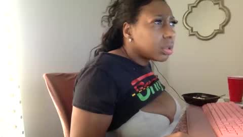 madam_glam online show from March 6, 7:24 pm