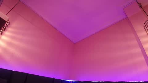 Snapshot of madame_dymont chatting on October 10, 12:44 pm Charlotte online show from October 10, 12:44 pm