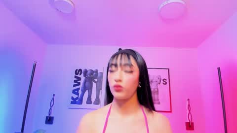 Maddierosee online show from March 3, 3:35 am