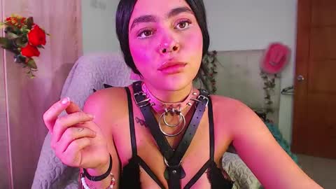 maddiie and clyde online show from October 2, 12:42 am