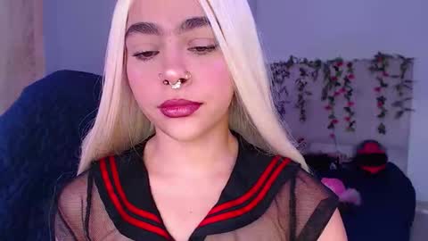 maddiie and clyde online show from October 14, 3:26 pm