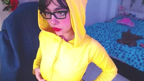 Maddie online show from October 11, 3:59 pm