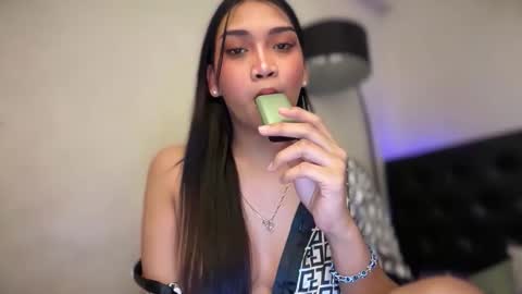 maddison_jade online show from December 19, 11:27 am