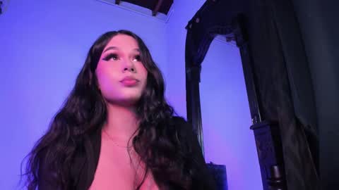 maddy_rios online show from February 26, 5:57 am