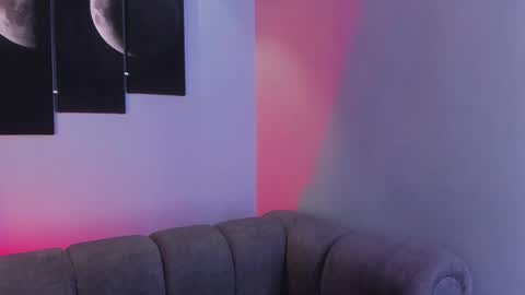 Maddy  online show from March 1, 11:04 pm