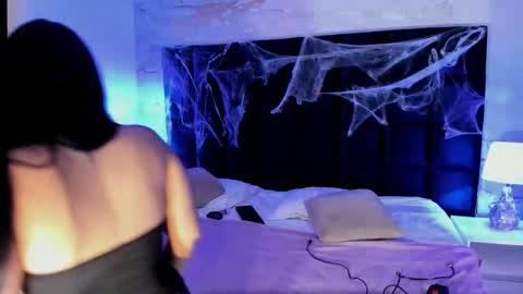 Snapshot of maddysexx_ chatting on October 14, 11:46 am Maddy online show from October 14, 11:46 am