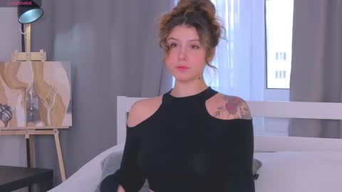 Snapshot of made_by_heaven chatting on December 11, 7:53 am Rada online show from December 11, 7:53 am