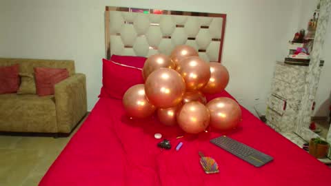 madelyn roses online show from January 7, 12:04 am