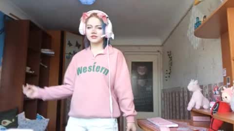 Alice Kaneki online show from February 3, 6:22 am