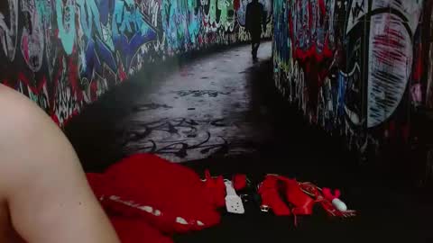 maddy and harry online show from December 27, 1:32 am