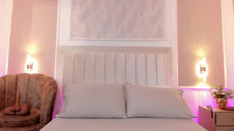    online show from February 2, 2:25 pm