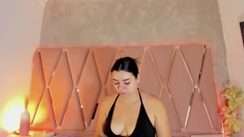 Snapshot of mady_james chatting on October 18, 12:09 pm Mady James online show from October 18, 12:09 pm