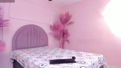 madyscarlett online show from September 29, 11:42 am