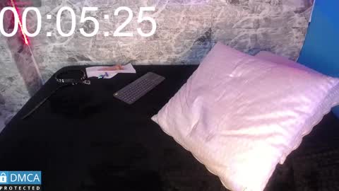 maevekuro online show from March 6, 9:42 pm