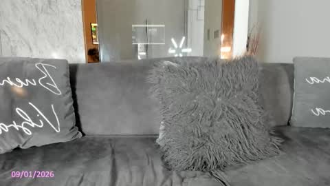 mafearias23 online show from January 9, 1:28 pm